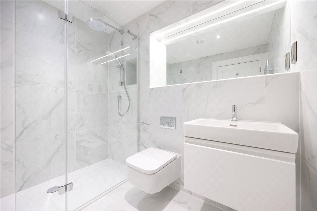 2 bedroom flat, Shrewsbury, Ledston Hall, Back Newton Lane WF10