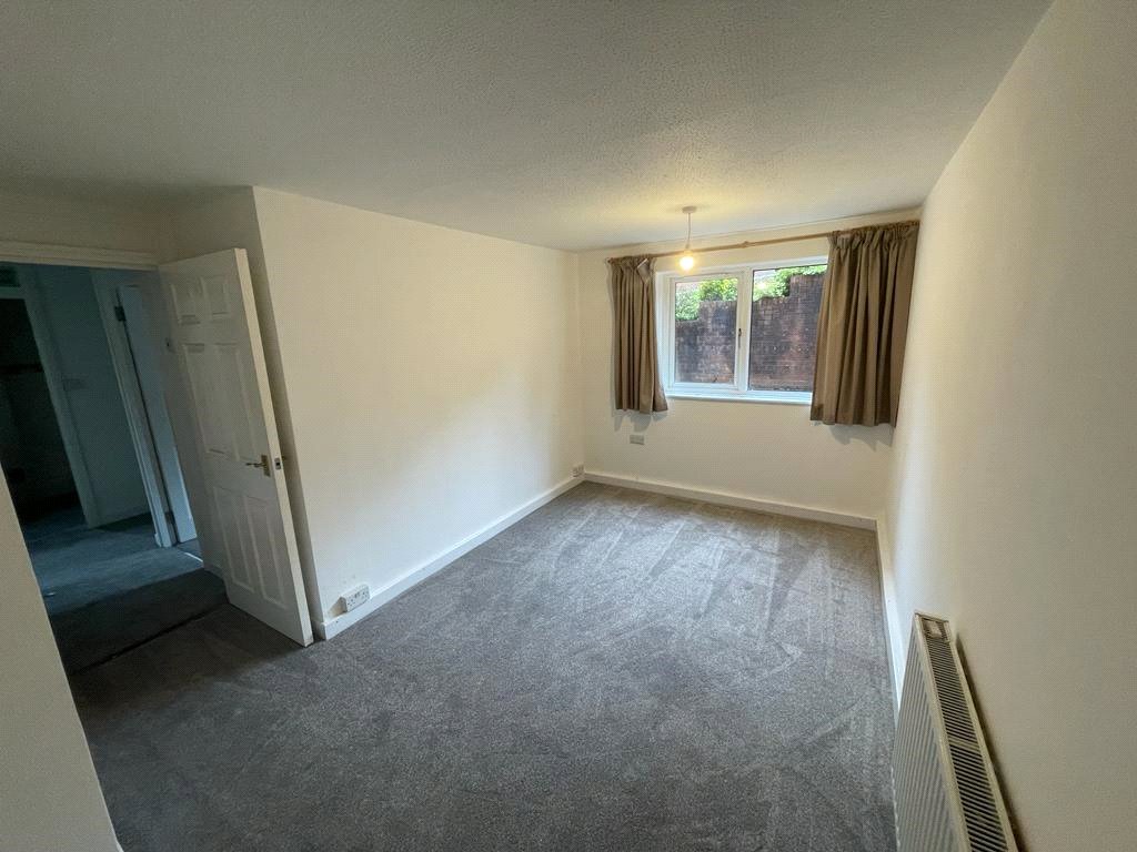 2 bedroom flat, The Knoll, Palace Road HG4