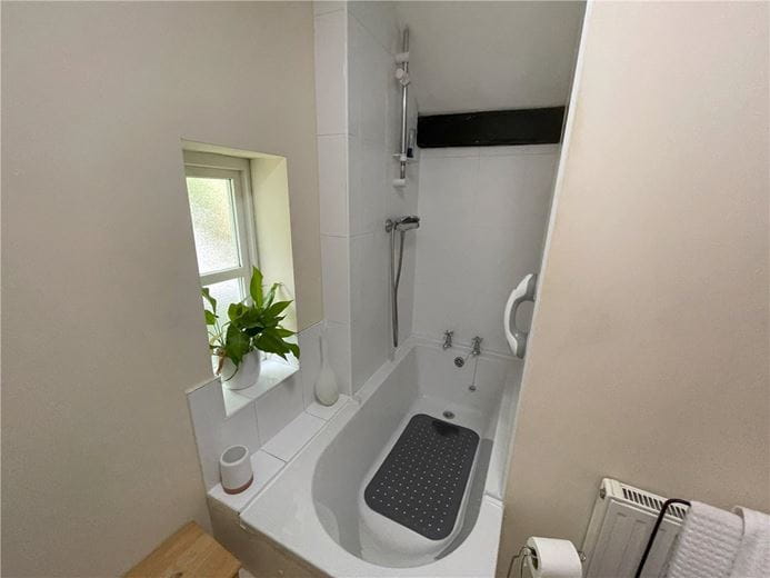 2 bedroom cottage, Nabbs Lane, Slaithwaite HD7