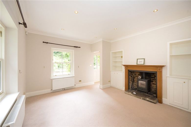 2 bedroom cottage, The Lodge, Hollyhill Road DL8