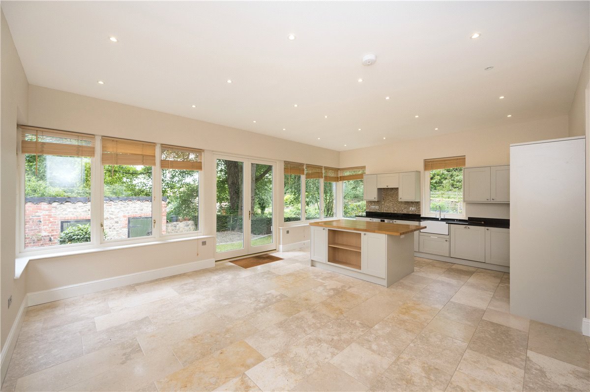2 bedroom cottage, The Lodge, Hollyhill Road DL8