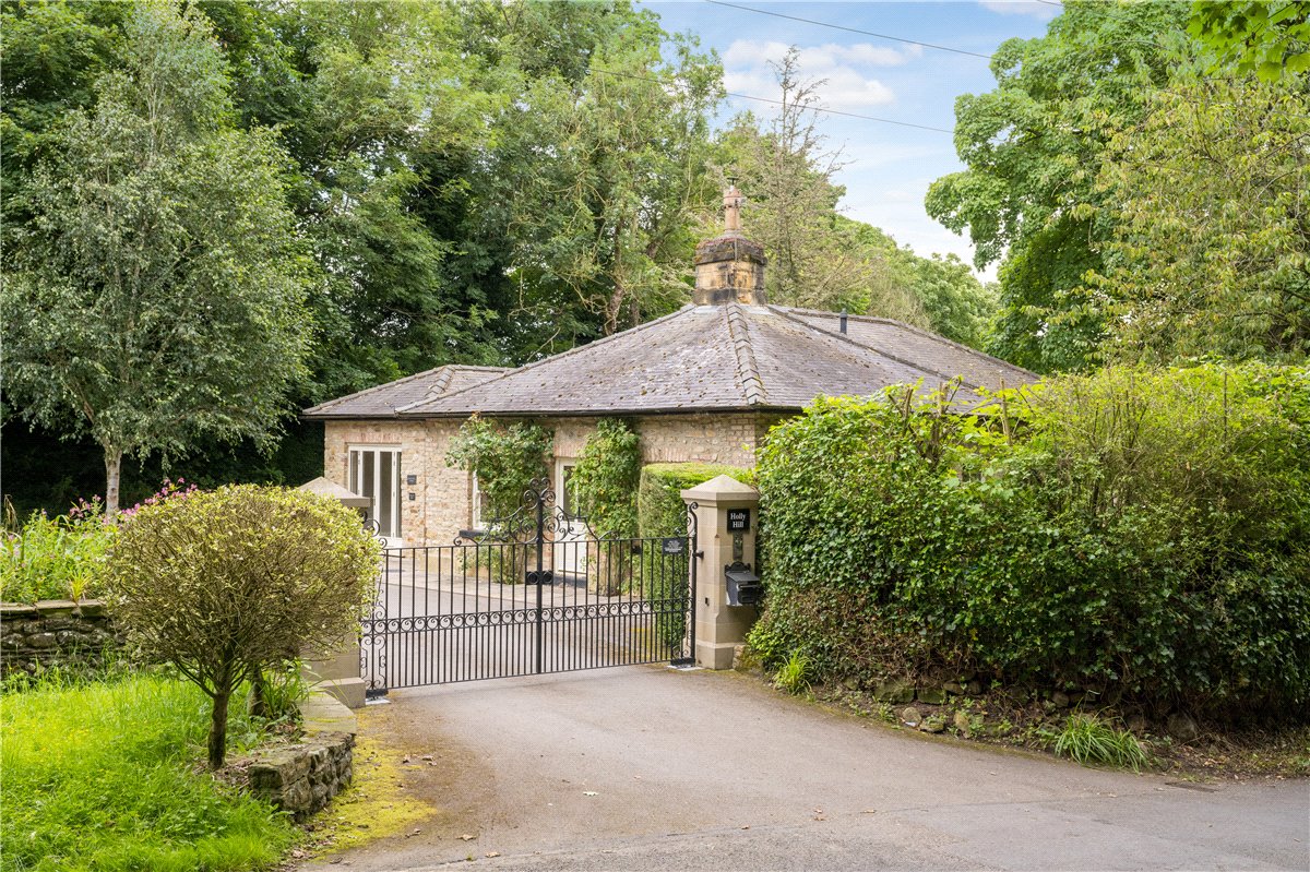 2 bedroom cottage, The Lodge, Hollyhill Road DL8