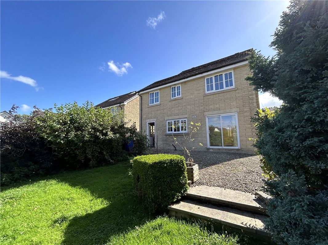 4 bedroom house, Chapman Court, Barnoldswick BB18 - Under Offer