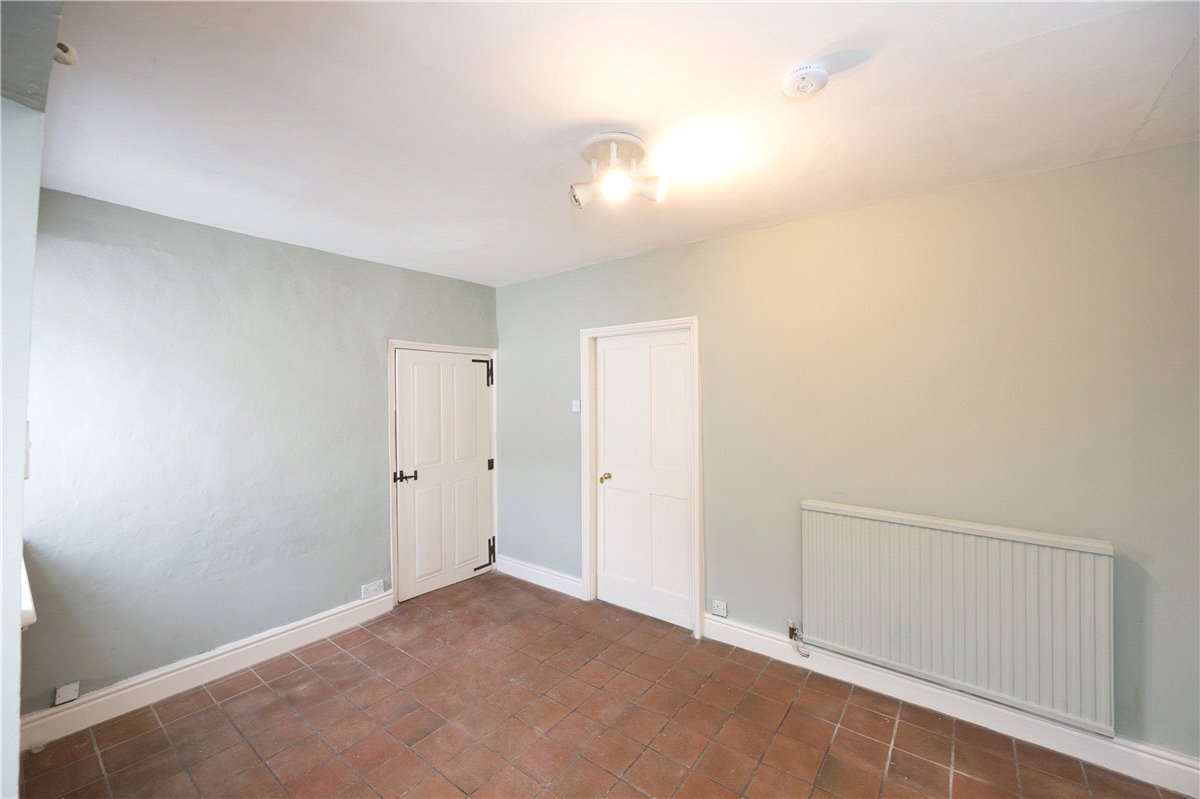 4 bedroom cottage, The Green, Kirklington DL8