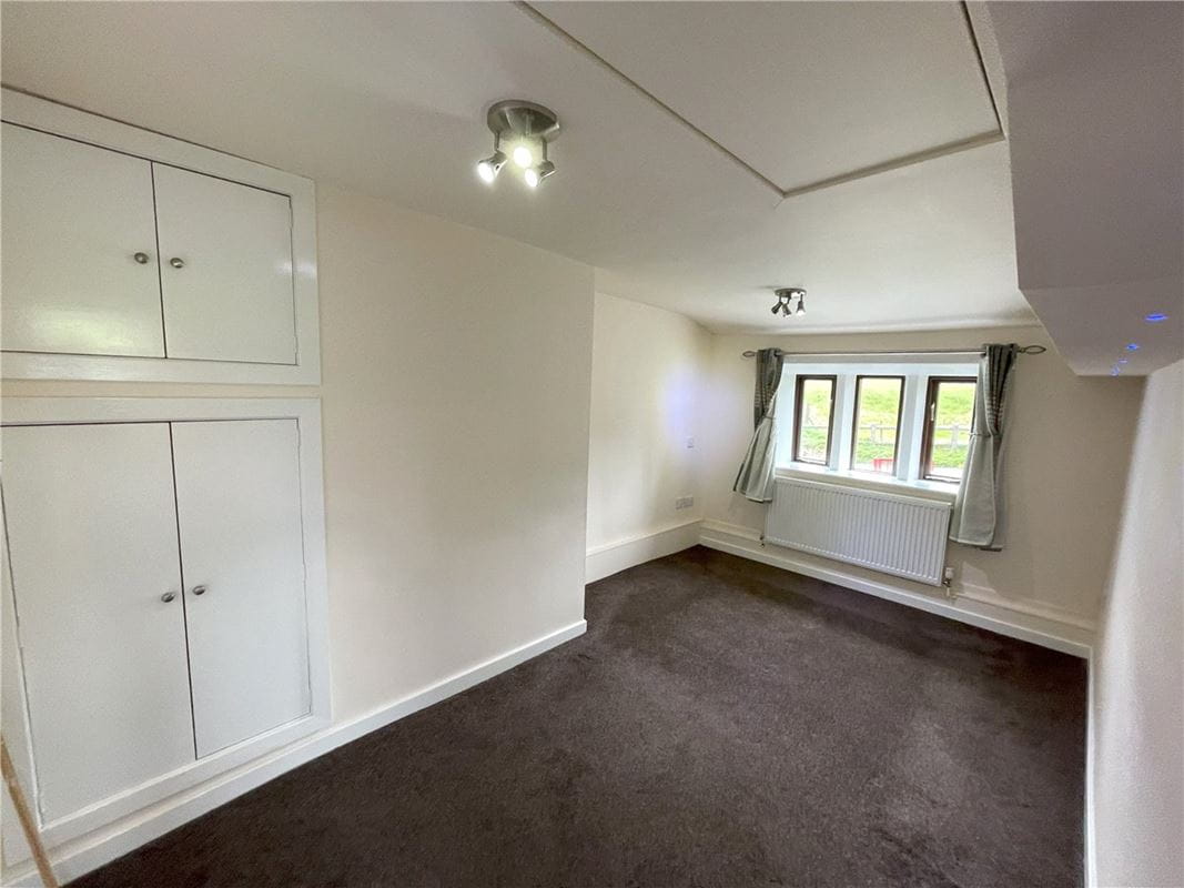 2 bedroom cottage, Slaithwaite, Huddersfield HD7