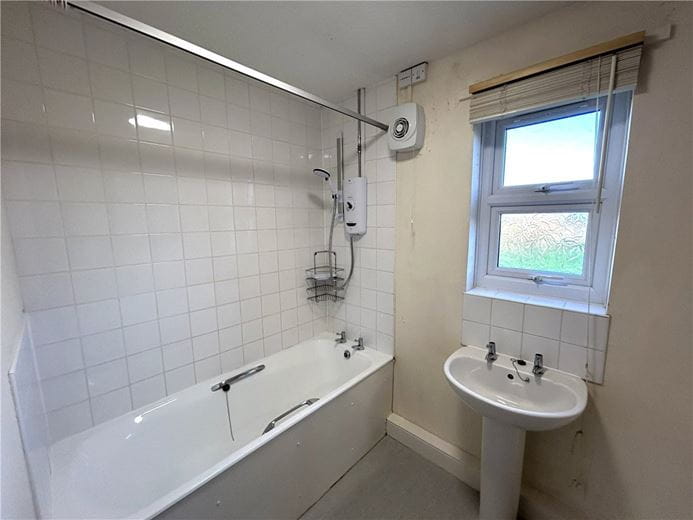 4 bedroom house, The Springs, Middleham DL8 - Available