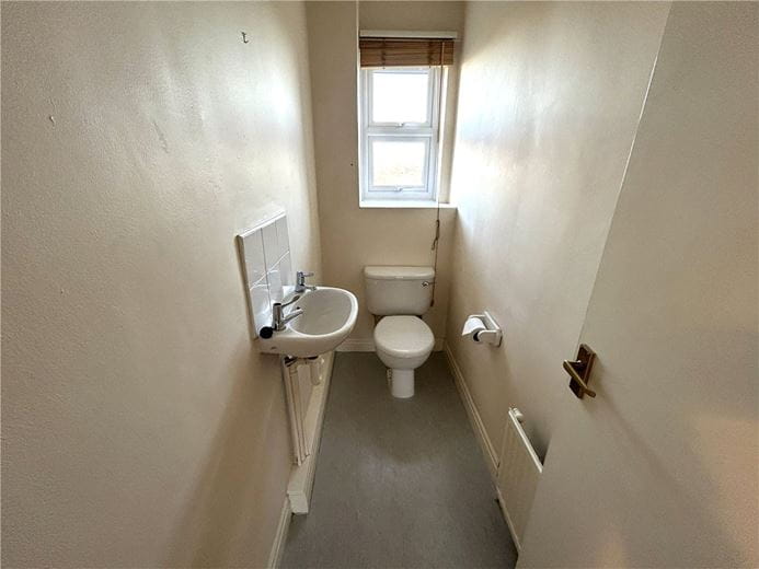 4 bedroom house, The Springs, Middleham DL8 - Available