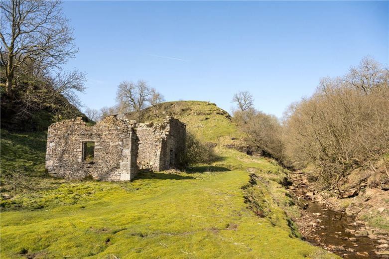  Farm, Hurst, Richmond DL11 - Available