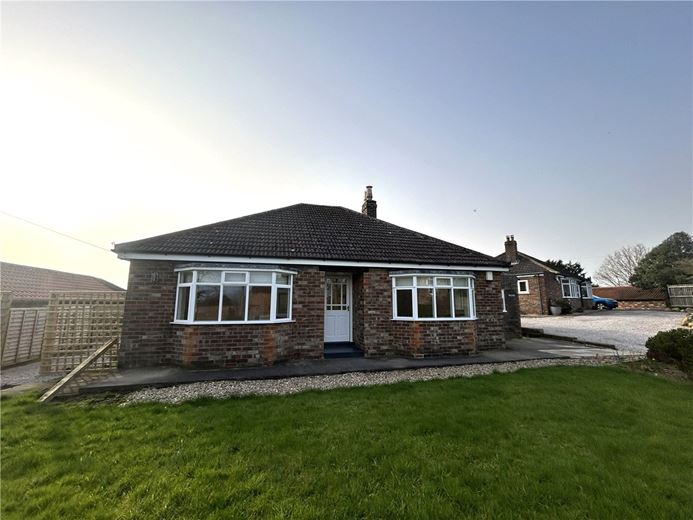2 bedroom bungalow, Hunsingore, Wetherby LS22 - Available