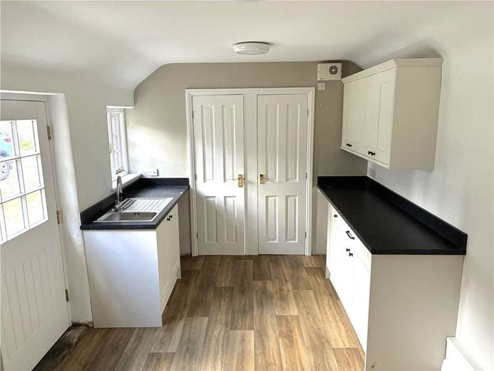 2 bedroom house, The Old School House, South Park Lane LS22 - Available