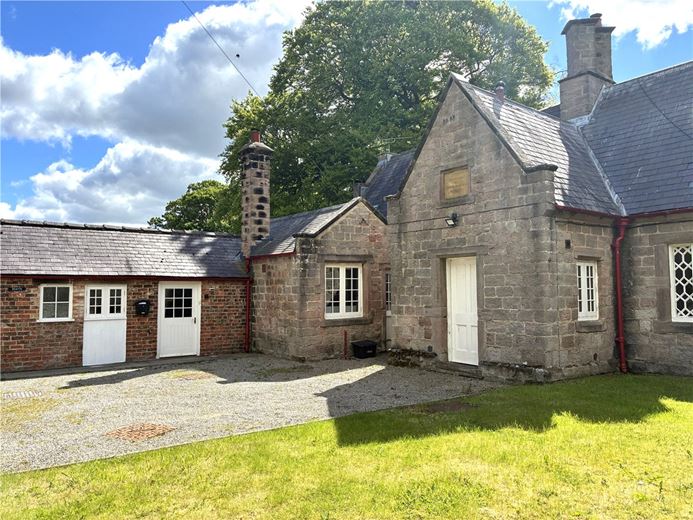 2 bedroom house, The Old School House, South Park Lane LS22 - Available