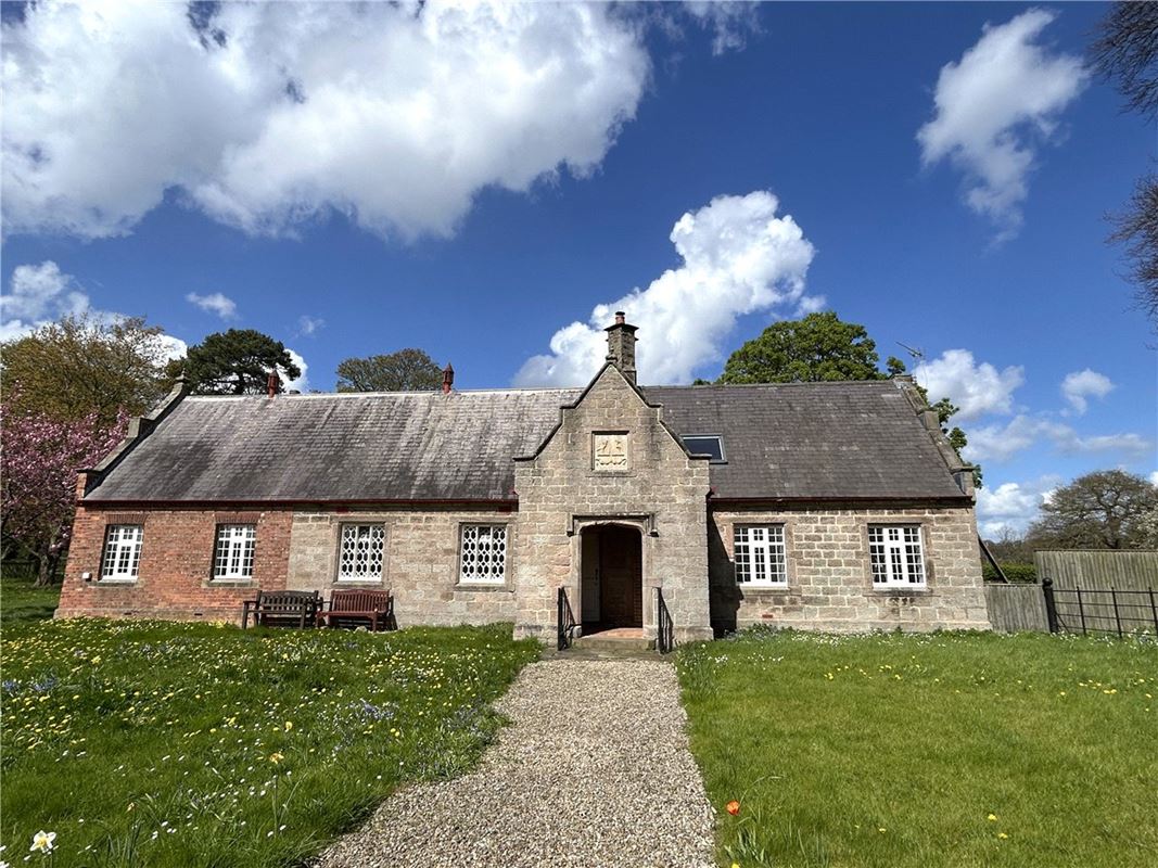2 bedroom house, The Old School House, South Park Lane LS22 - Available