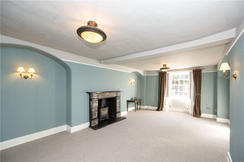 6 bedroom house, Chantry House, Ripley HG3 - Available