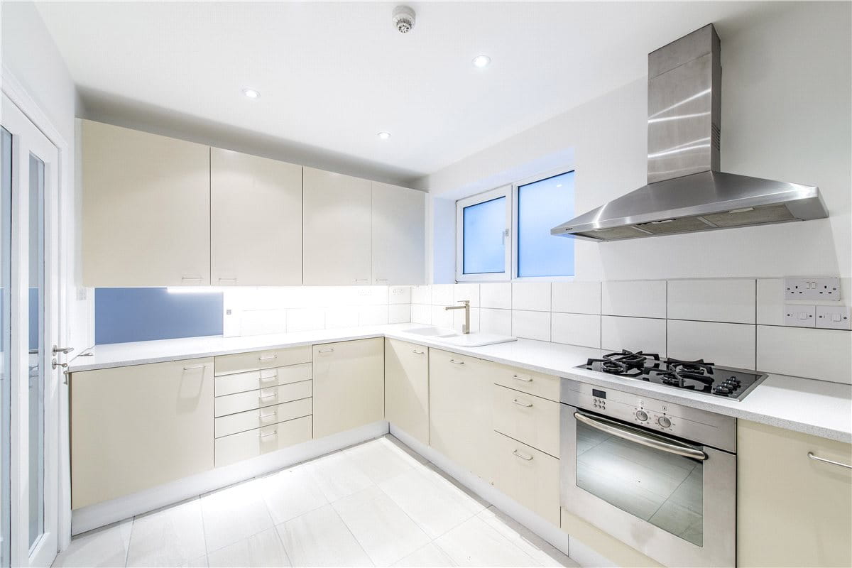 2 bedroom house, Thurloe Close, South Kensington SW7 - Available