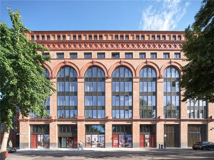 2 bedroom flat, Waterfront Drive, Chelsea Waterfront SW10 - Available