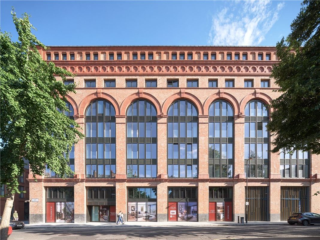 2 bedroom flat, Waterfront Drive, Chelsea Waterfront SW10 - Available