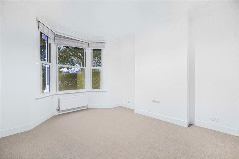 2 bedroom flat, Bayford Road, Kensal Green NW10 - Available