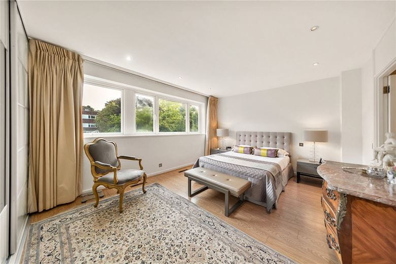 6 bedroom house, Woodsford Square, London W14