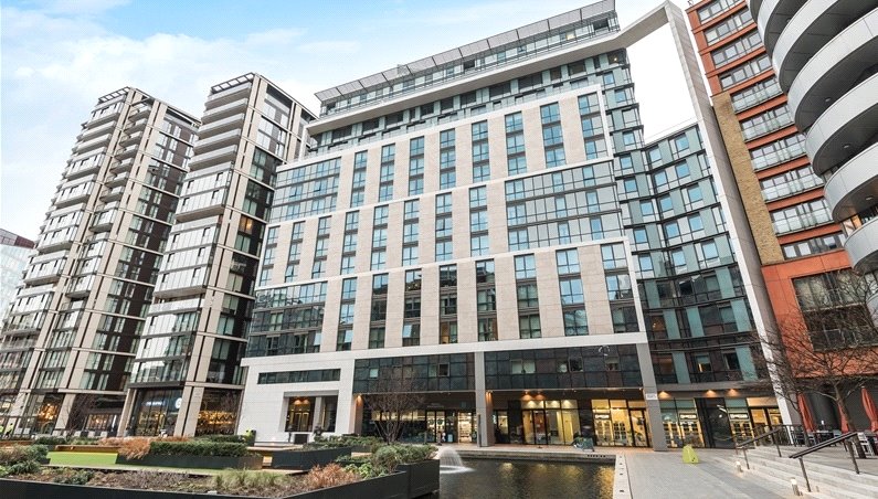 3 bedroom flat, Merchant Square East, London W2 - Available