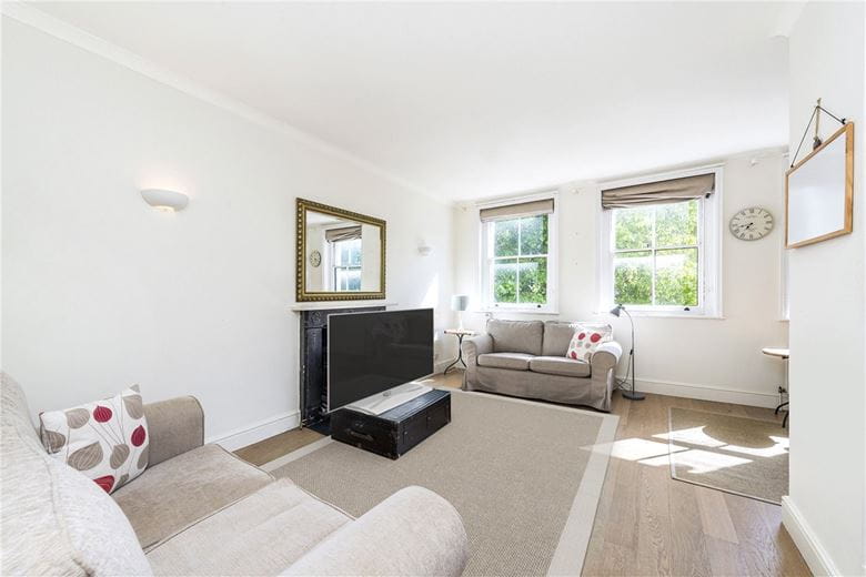 2 bedroom , Kensington Gardens Square, London W2 - Available