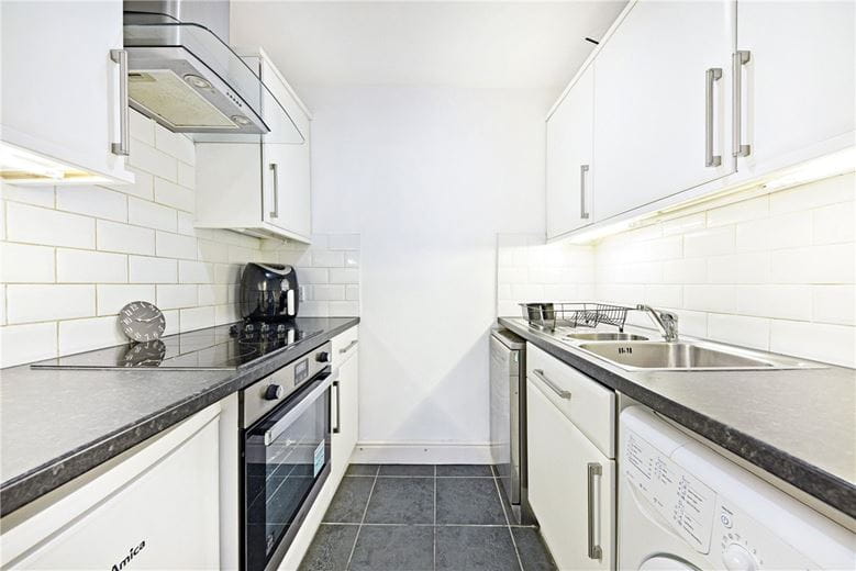 1 bedroom flat, Craven Hill Gardens, Bayswater W2