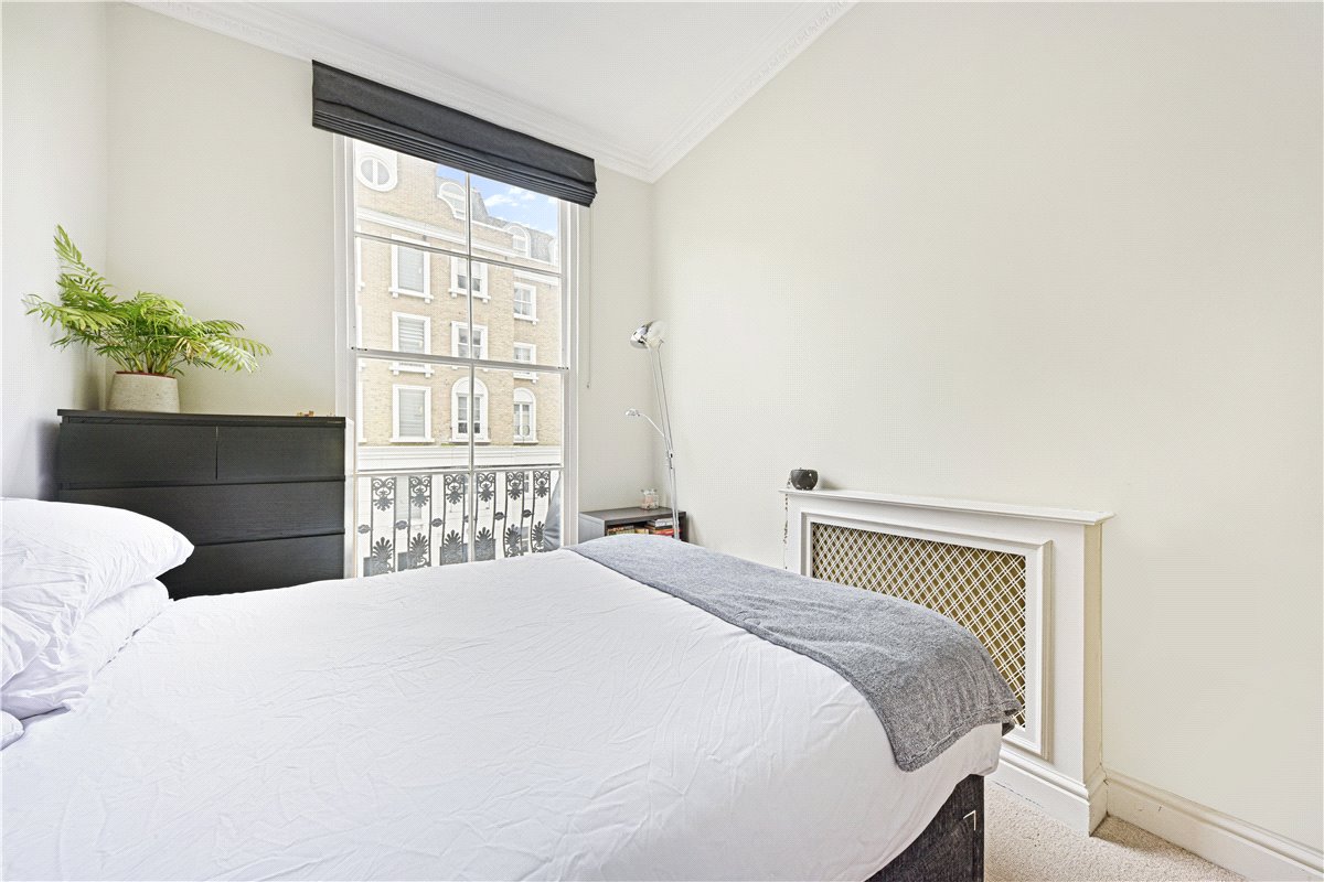 1 bedroom flat, Craven Hill Gardens, Bayswater W2