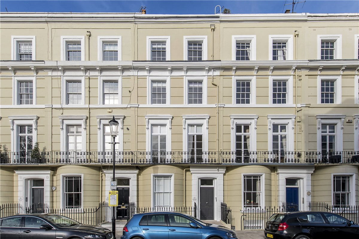 1 bedroom flat, Norland Square, Holland Park W11 - Let Agreed