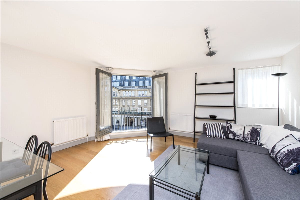 2 bedroom flat, Artesian Road, Bayswater W2