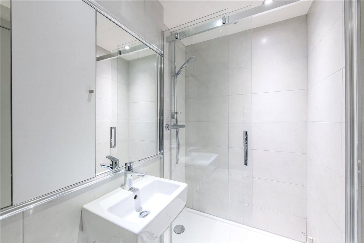 2 bedroom flat, Artesian Road, Bayswater W2