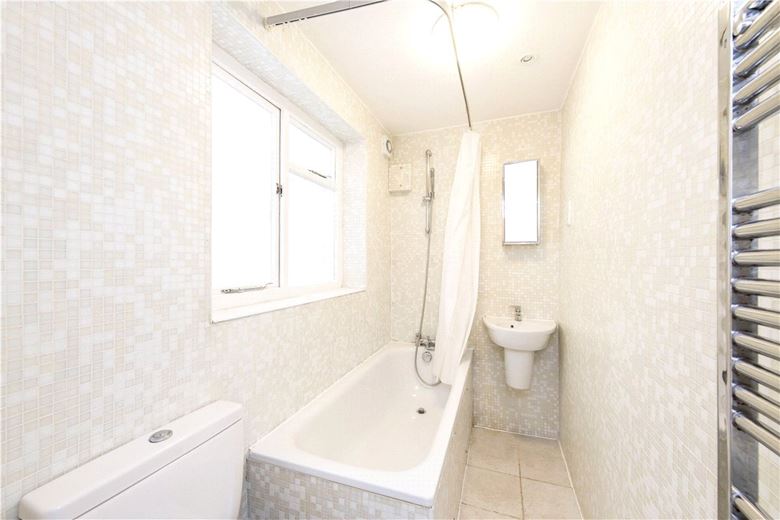 1 bedroom flat, Royal Crescent, Holland Park W11 - Available