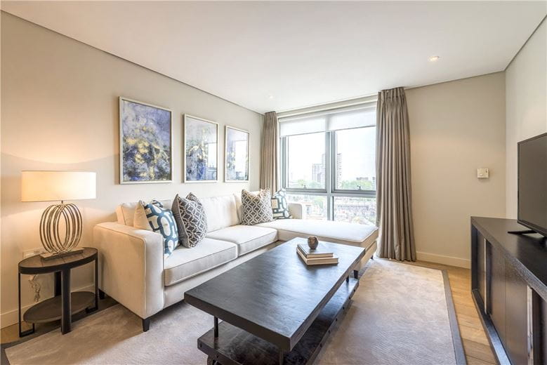 3 bedroom flat, Merchant Square East, London W2 - Available