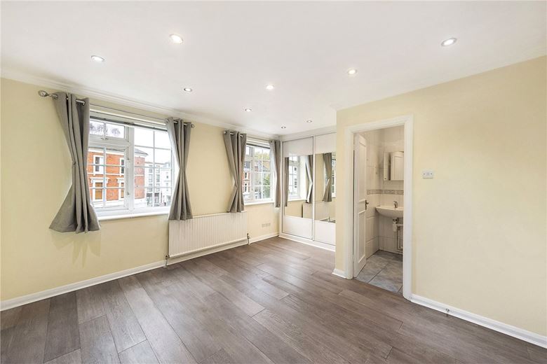 4 bedroom house, Holland Villas Road, London W14 - Available