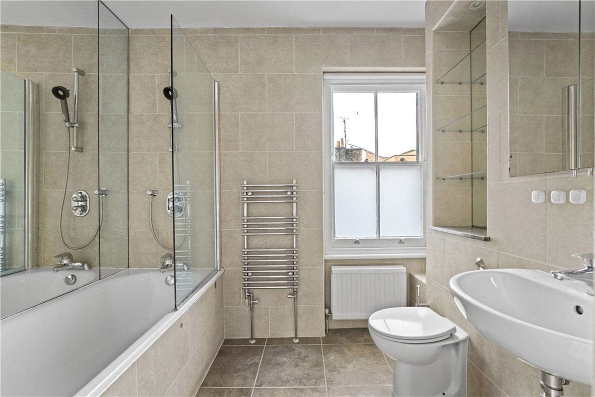 4 bedroom house, Donne Place, Chelsea SW3 - Let Agreed