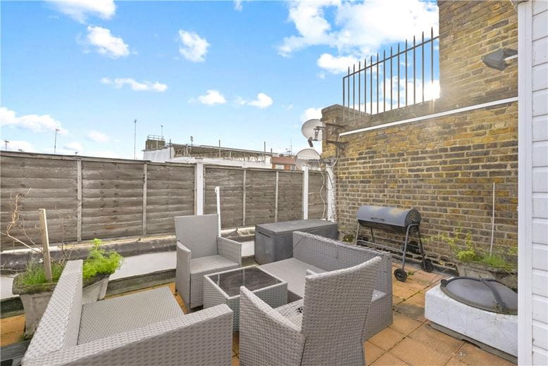 4 bedroom house, Donne Place, Chelsea SW3 - Let Agreed