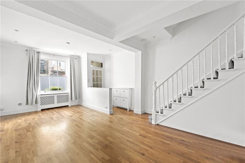 4 bedroom house, Donne Place, Chelsea SW3 - Let Agreed