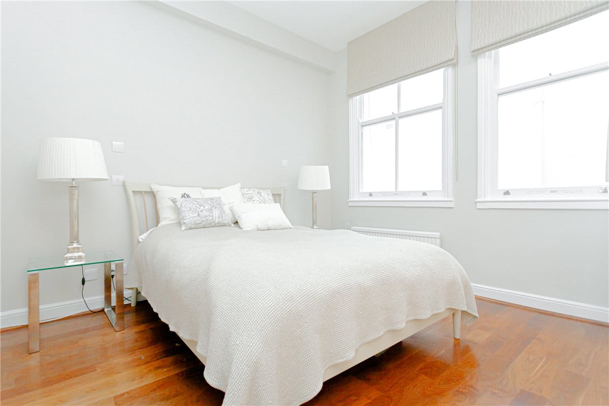 2 bedroom flat, Princes Gate, South Kensington SW7