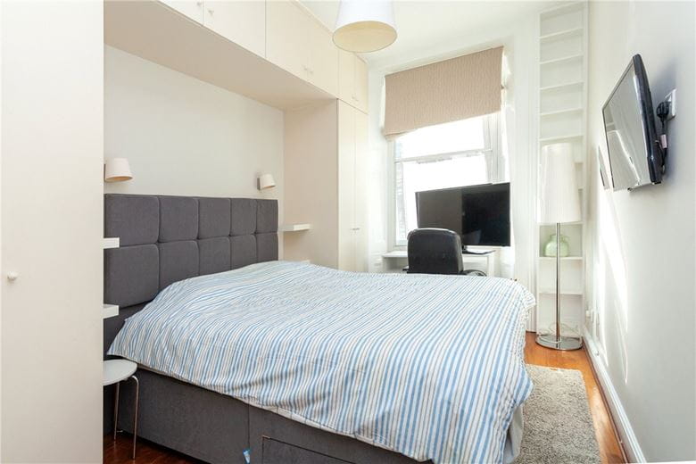 2 bedroom flat, Princes Gate, South Kensington SW7
