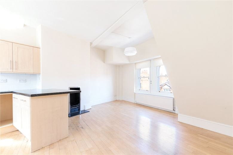 2 bedroom flat, Thurloe Place, South Kensington SW7 - Available