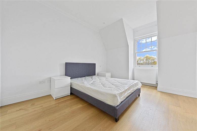 1 bedroom flat, Egerton Gardens Mews, Knightsbridge SW3 - Available