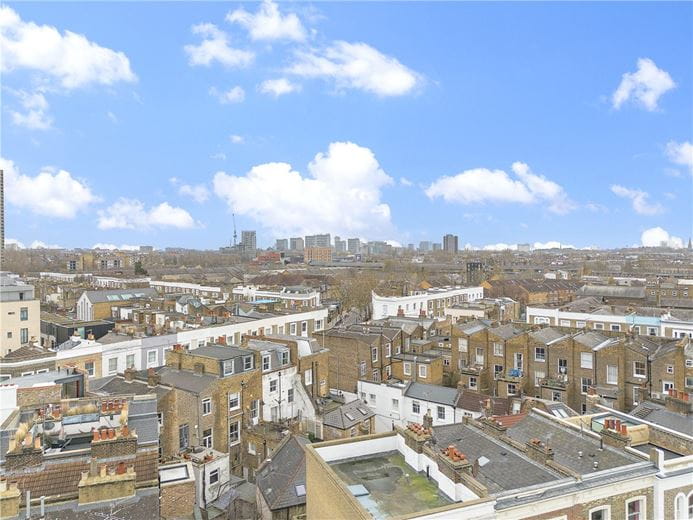 4 bedroom house, St Lawrence Terrace, North Kensington W10 - Available