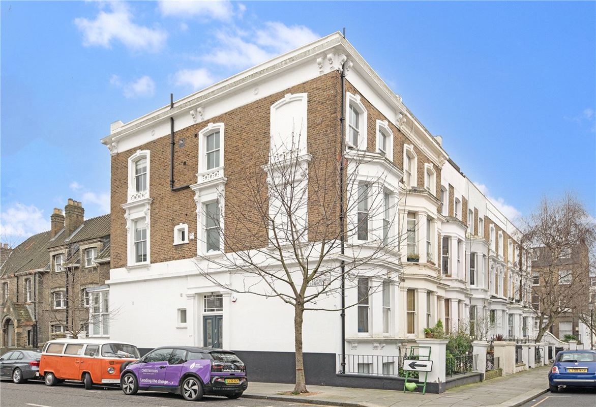 4 bedroom house, St Lawrence Terrace, North Kensington W10 - Available