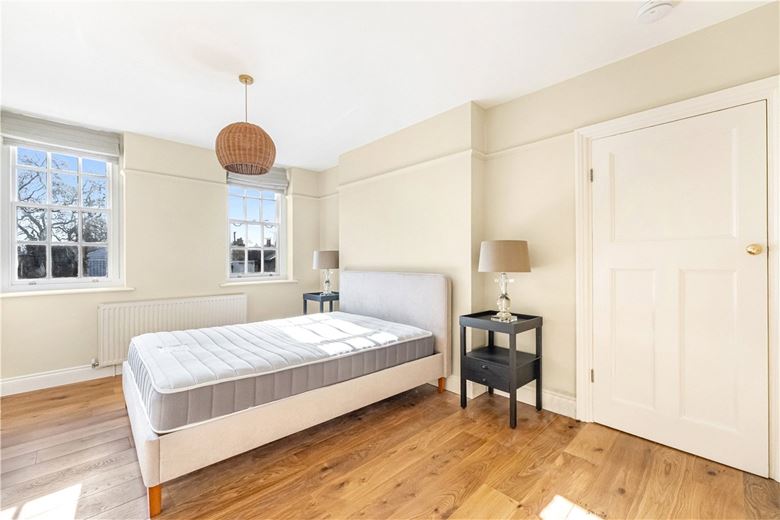 1 bedroom flat, Mallord Street, Chelsea SW3 - Let Agreed