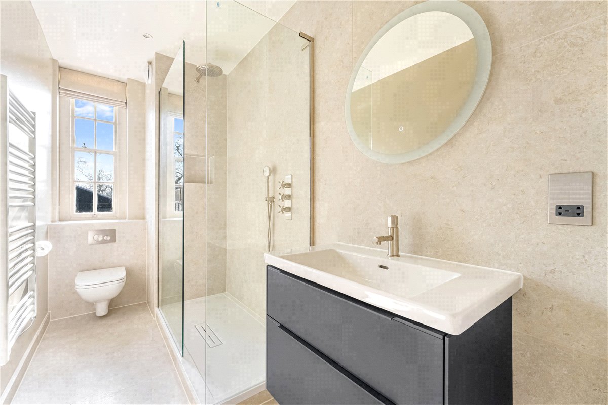 1 bedroom flat, Mallord Street, Chelsea SW3 - Let Agreed