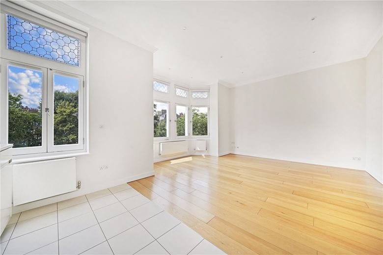 1 bedroom flat, Brompton Road, London SW3 - Available