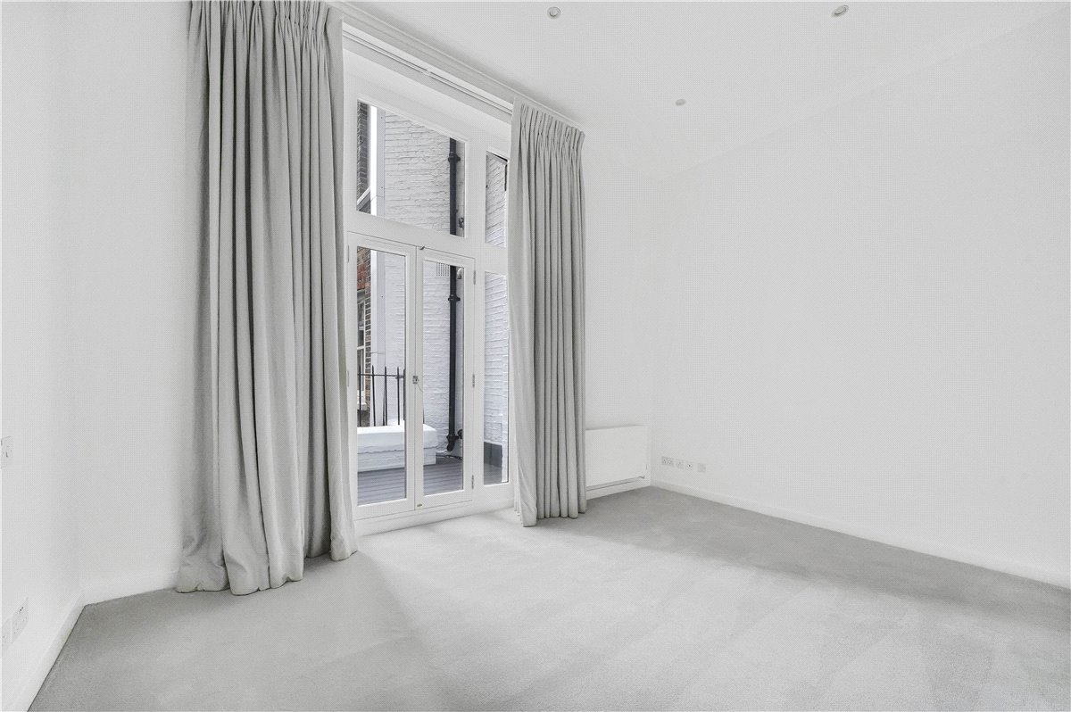 1 bedroom flat, Brompton Road, London SW3 - Available