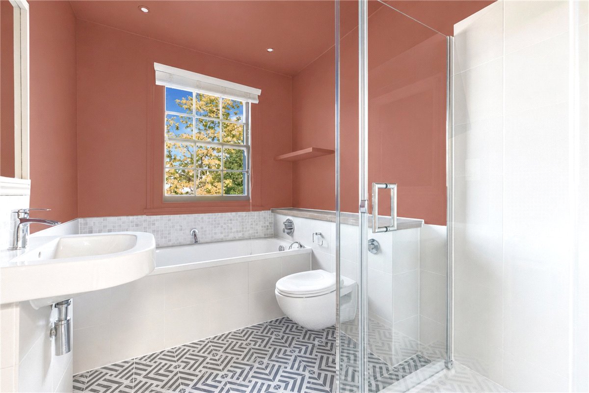 4 bedroom house, Albion Street, Paddington W2 - Available