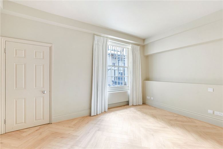 4 bedroom house, Albion Street, Paddington W2 - Available