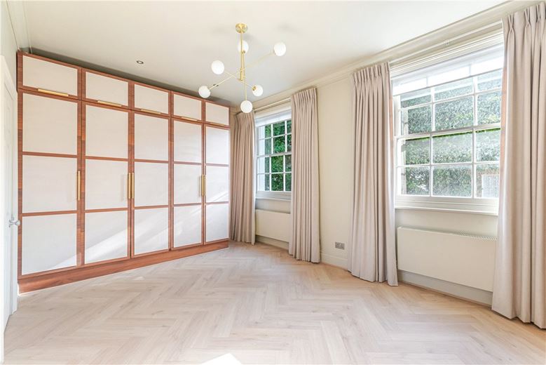 4 bedroom house, Albion Street, Paddington W2 - Available