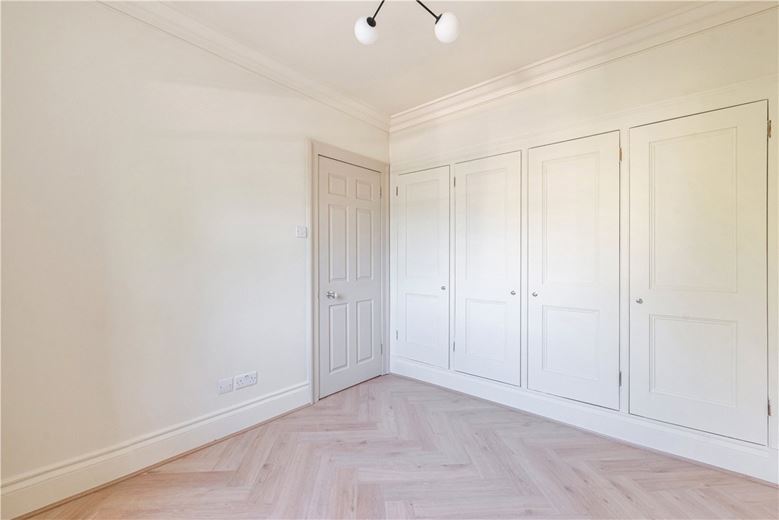 4 bedroom house, Albion Street, Paddington W2 - Available