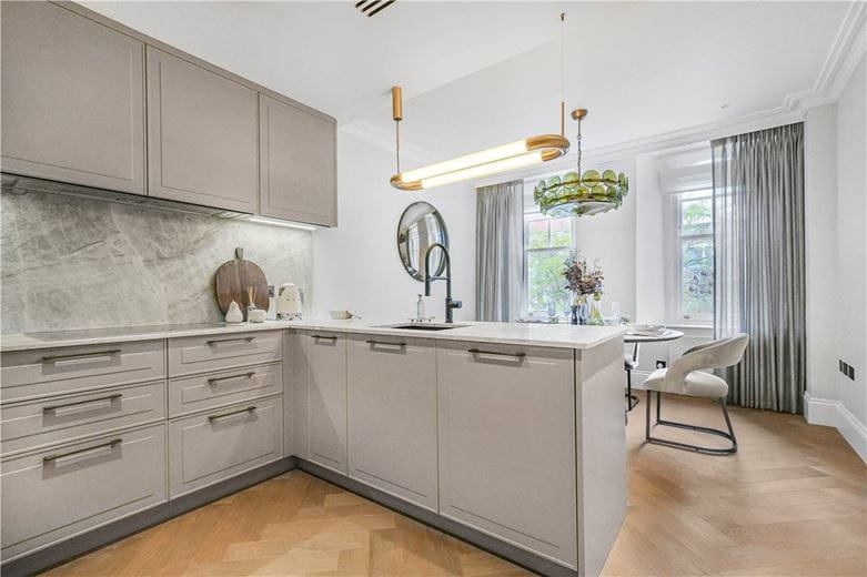 2 bedroom flat, Prince Consort Road, South Kensington SW7 - Available